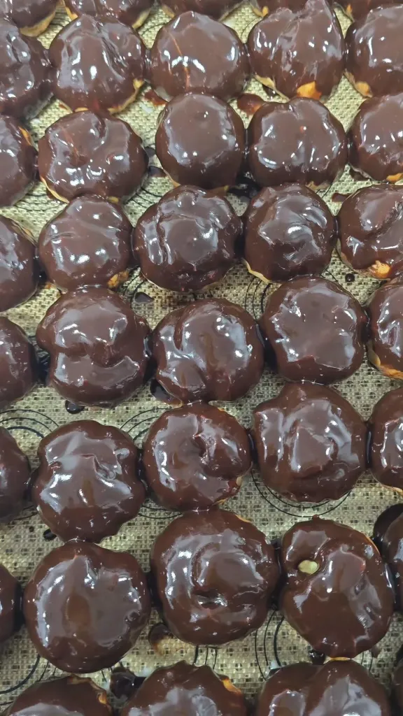 Profiteroles - Pack of 2