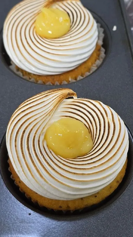 Lemon & Poppyseed Cupcake with Meringue Frosting & Lemon Curd