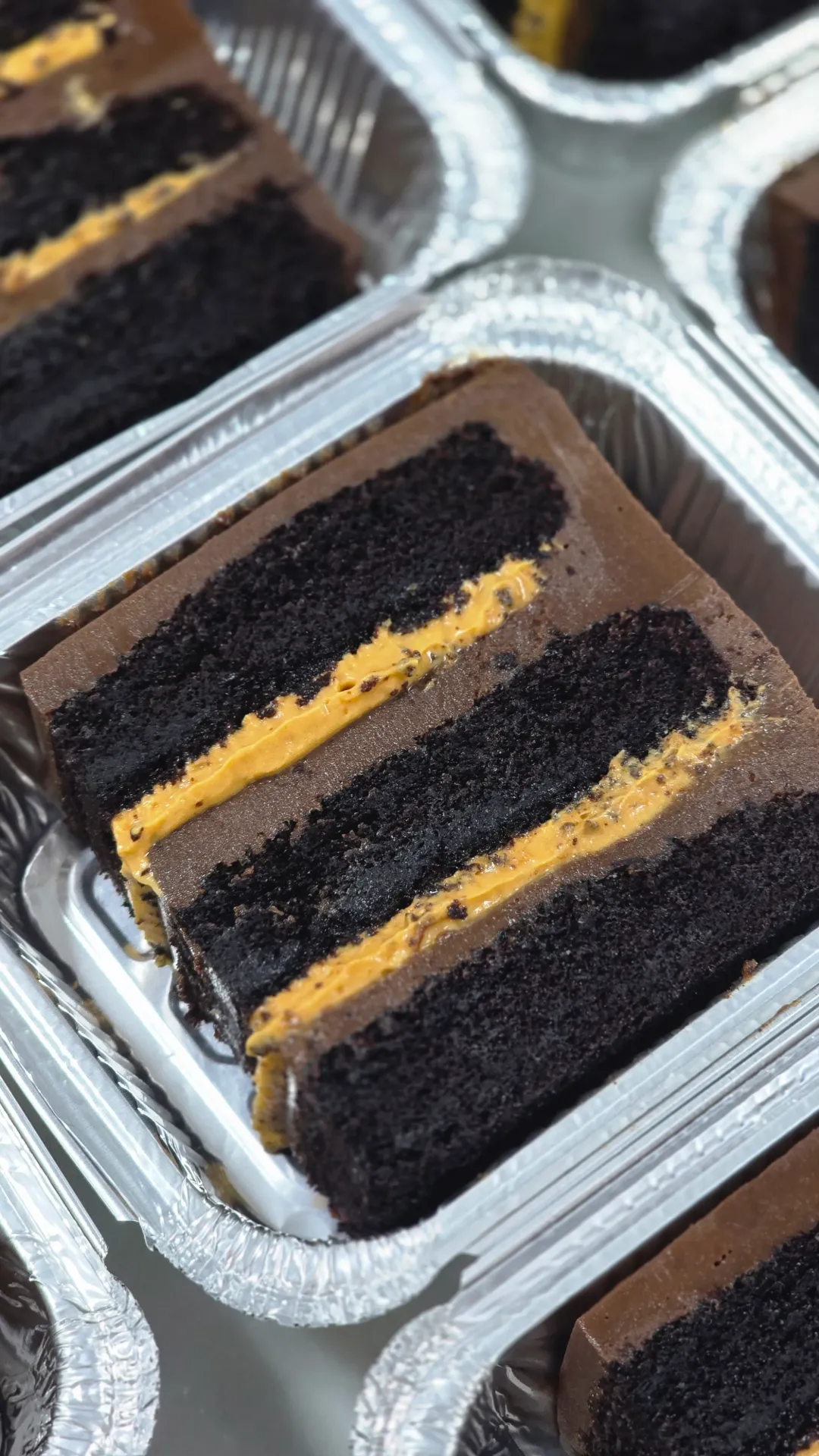 London Viral Chocolate Cake