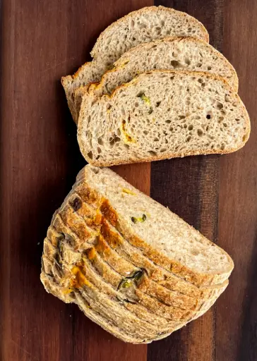 Wholewheat Jalapeño & Cheddar Sourdough Loaf